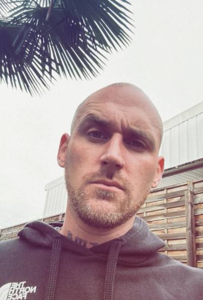 Leon 34 ปี Chiang Mai ไทย