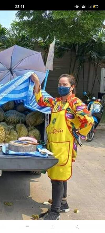 Wan​ 49 ans ศรีสะเกษ Thaïlande