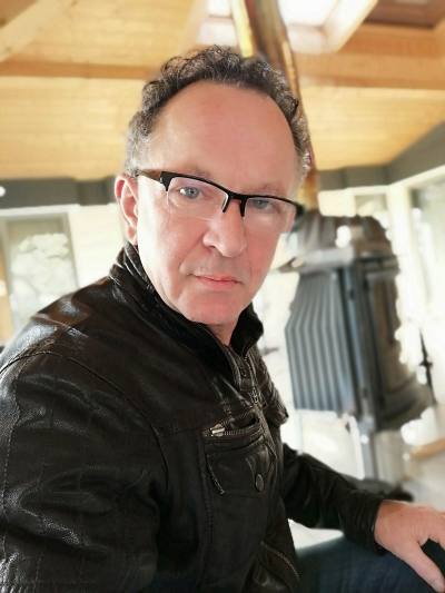 Guillaume 54 ปี Laneuvelle France