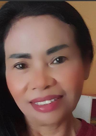 Kaew 57 ans กันทรลักษ์ Thaïlande