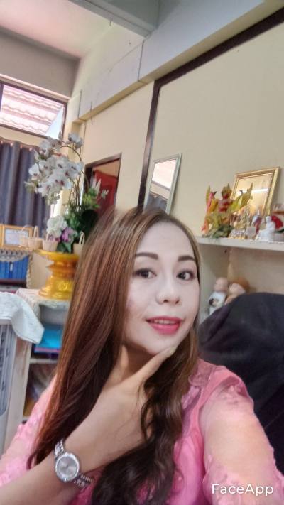 Mai 53 ans สุรินทร์ Thaïlande