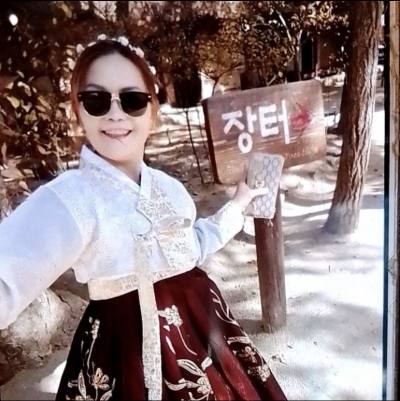 Manee 57 ans Huahin Thaïlande