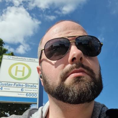 Marco 37 ans Lübeck Allemagne