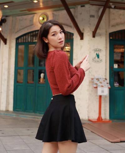 Natsinee 34 ans Bangkok Thaïlande