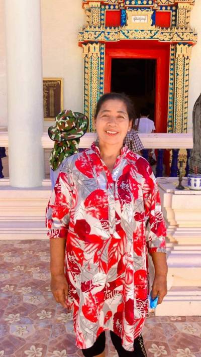 Noy 64 ans Muang  Thaïlande