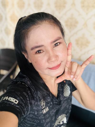 Nui 45 years นางรอง Thailand