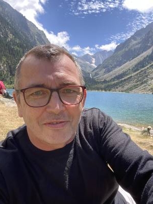 Fabrice 59 ปี Pau France