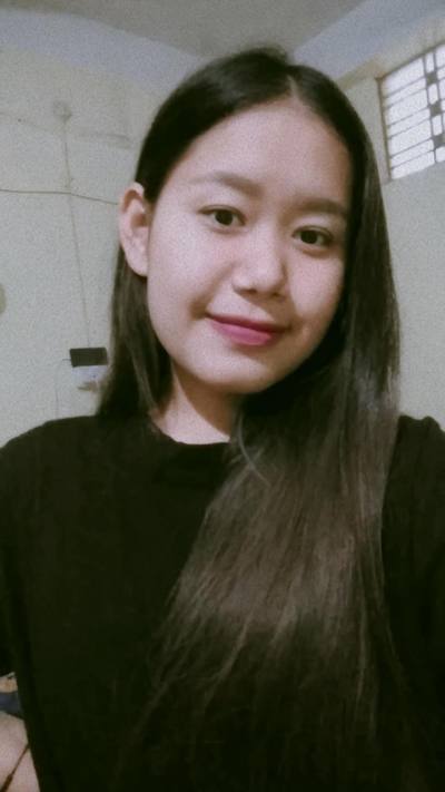 Anne 33 ans Phuket Thaïlande