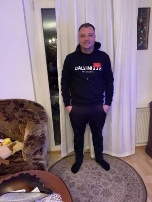 Fedja 36 ปี Altenkirchen Germany