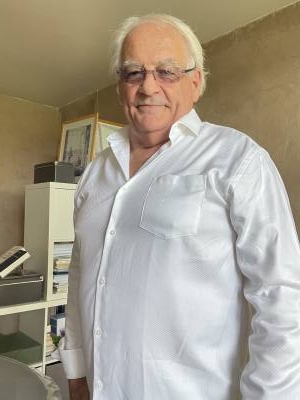 Joffrey 67 ปี Paris France