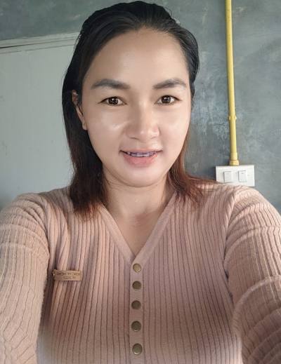 Wawa 39 Jahre เมือง Thailand