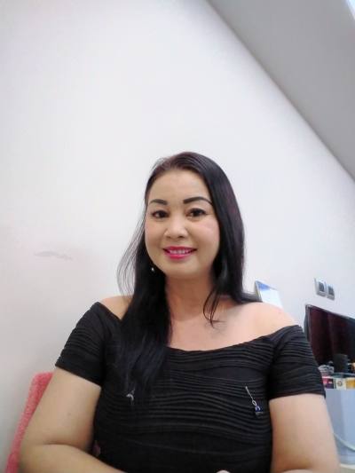 Kanittha 48 ans ไทยแลนด์ Thaïlande