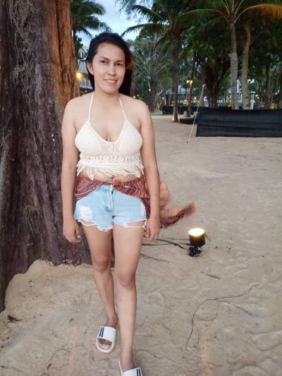 Ploy Site de rencontre femme thai Thaïlande rencontres célibataires 34 ans