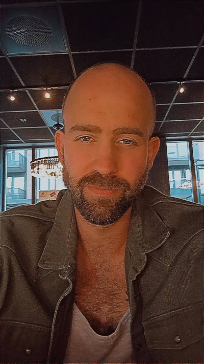 Ralph 33 years Oslo  Norway