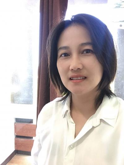 Linly 39 ans Udon Thani Thaïlande