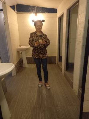 Aree 54 ans ชลยุรี Thaïlande