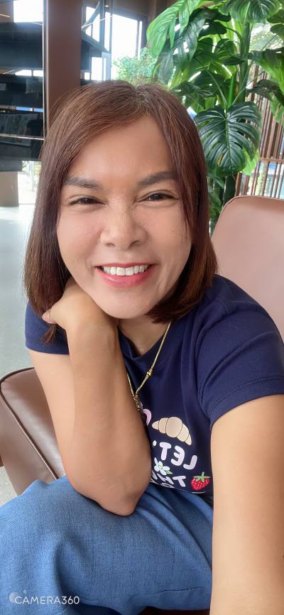 Nathamon 55 Jahre Banpong Thailand