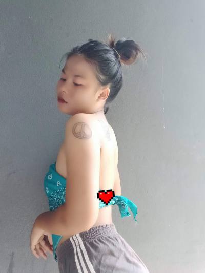 Chayada 22 Jahre Tha Mai Thailand