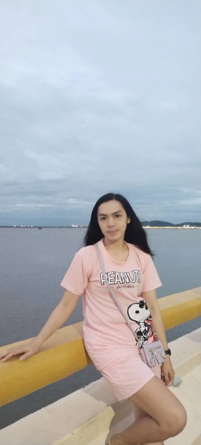 Jeeraphan 42 years พัทยา Thailand
