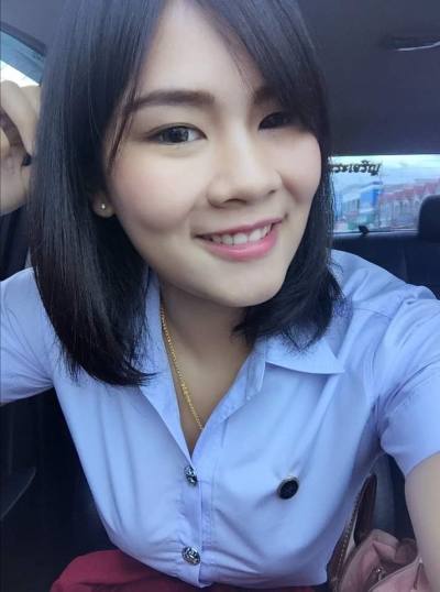 Suki 34 Jahre Bangkok Thailand