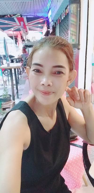 Tuenjai 45 ans ไทย Thaïlande