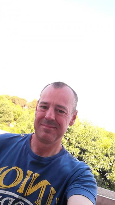 Michael 50 ปี Saint Gilles France