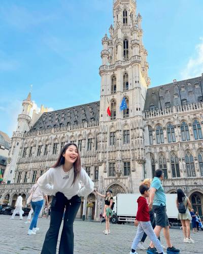 Amara 36 years Bangkok Thailand