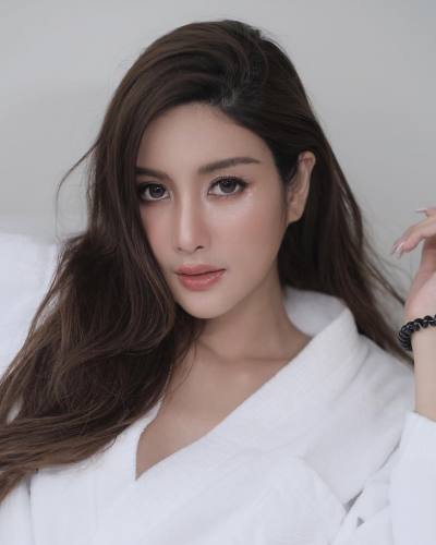 Pheawa 33 ans Bangkok Thaïlande