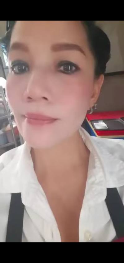 Rasmee 54 ans Thailand Thaïlande