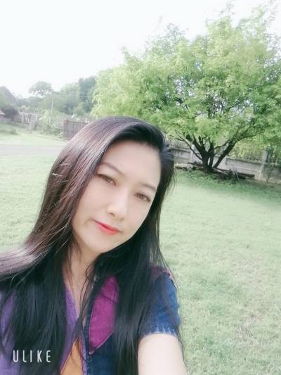 Mayii 34 ans Phuket  Thaïlande