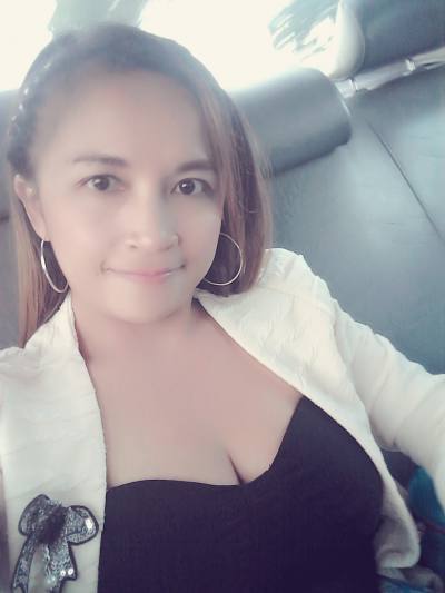 Pinky 42 Jahre Muang Thailand