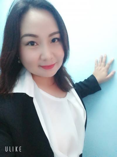 May 43 ans Uthaithani Thaïlande