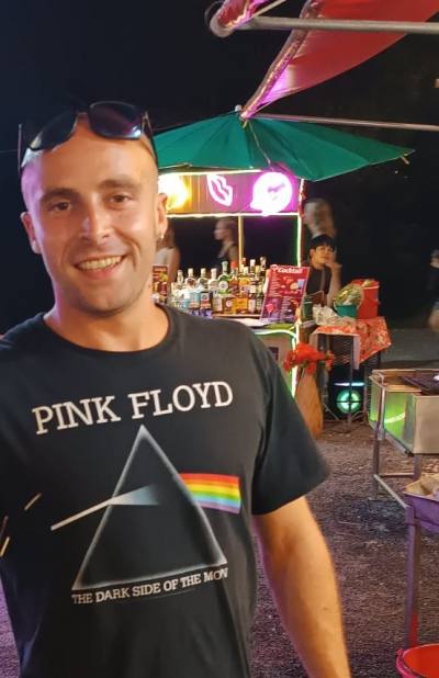 Tom 29 ปี Marignier  France