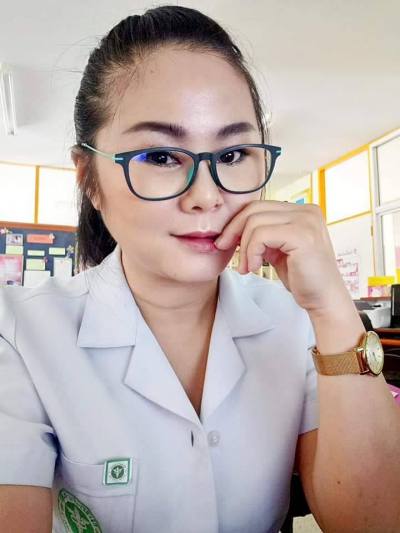 AOMSIN 46 ans Sanom Thaïlande