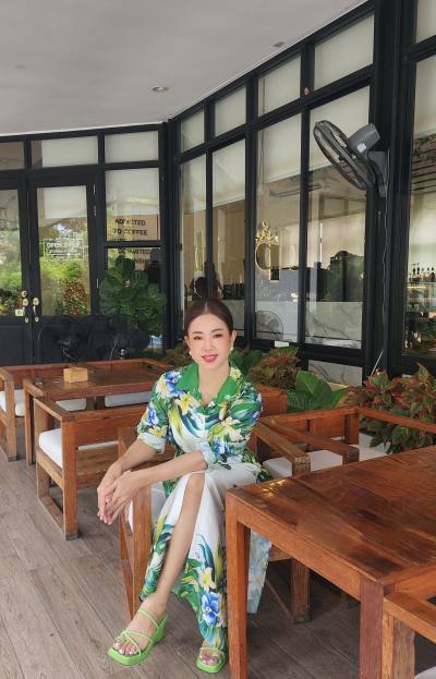 Wan​ 43 Jahre นนทบุรี Thailand