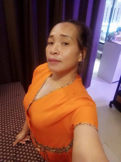 Dungjai 49 Jahre Udanthanee Thailand