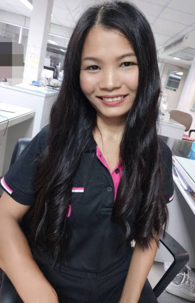 Nueng 42 years  กรุงเทพ Thailand