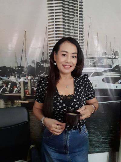 Wan 53 Jahre เมือง บ้านฉาง Thailand
