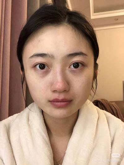 Chalicha 31 Jahre Bangkok Thailand