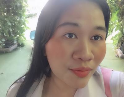 Namfon. thaitae 26 Jahre วังน้ำเย็น Thailand