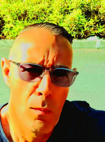 Pierre 53 ปี Bordeaux France
