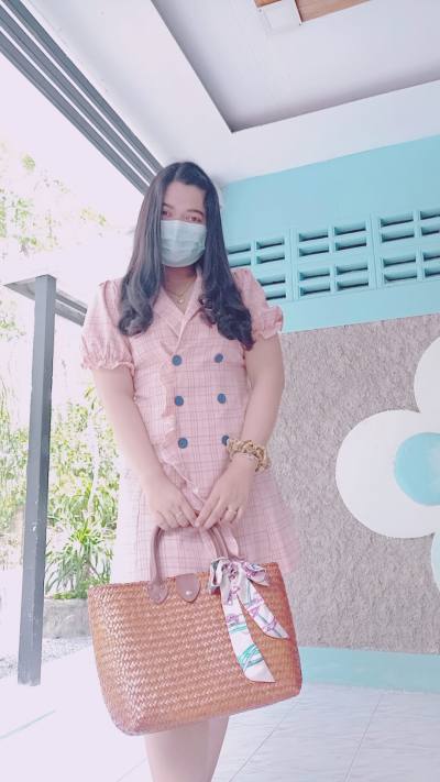 Wanida 24 Jahre นครศรีธรรมราช Thailand