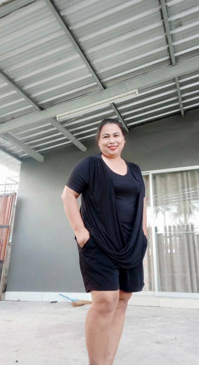 Nok 48 ans ระยอง Thaïlande