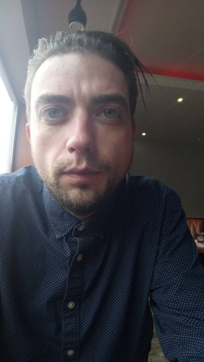 Sébastien 38 ans Combourg France