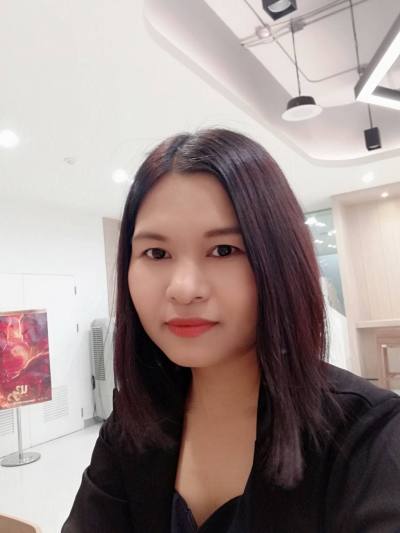 Umarin 39 ans Samutprakan Thaïlande