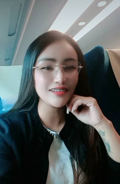 Nadia 39 years Borabu Thailand
