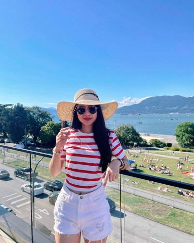 Iris 33 ans Chiang Mai Thaïlande
