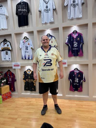 Phil 39 ปี Antibes  France