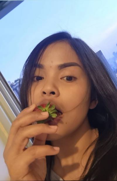 Rose 36 Jahre Satuk Thailand