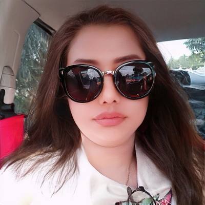 Runya 44 ans Caracter Thaïlande